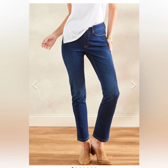 Soft Surroundings Ultimate Denim Relaxed Jean. Nightfall Wash. Size Small. - Picture 7 of 15